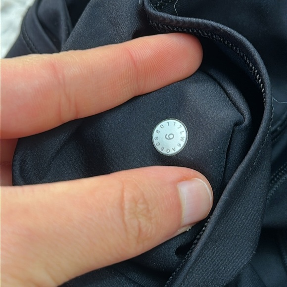 Lululemon Fast & Free Crop (19") Black - Picture 5 of 6